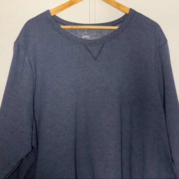 SOLD - Vinted Just My Size Women's Plus-Size V-Notch Sweatshirt - Picture 2 of 10
